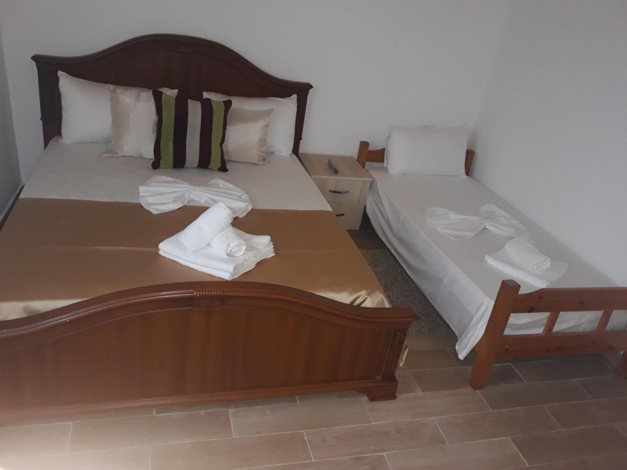 Vila Disha Tirana Room photo