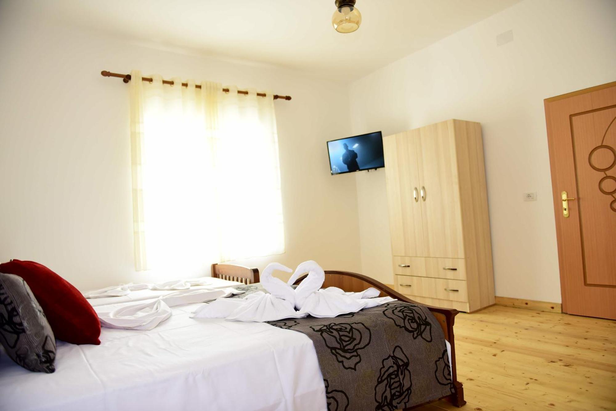 Vila Disha Tirana Room photo